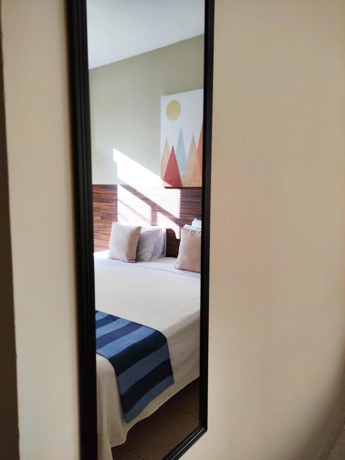 Leveint Executive Hotel Пукальпа Экстерьер фото