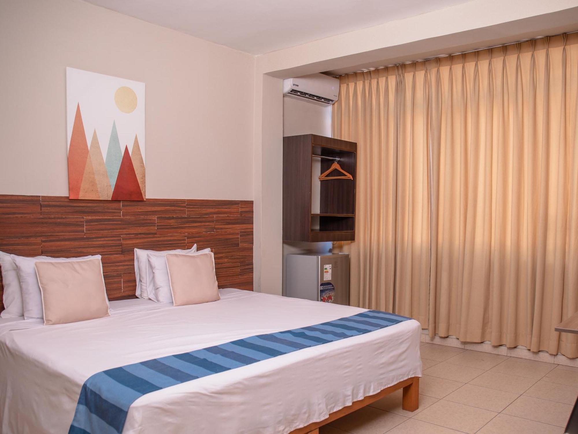 Leveint Executive Hotel Пукальпа Экстерьер фото